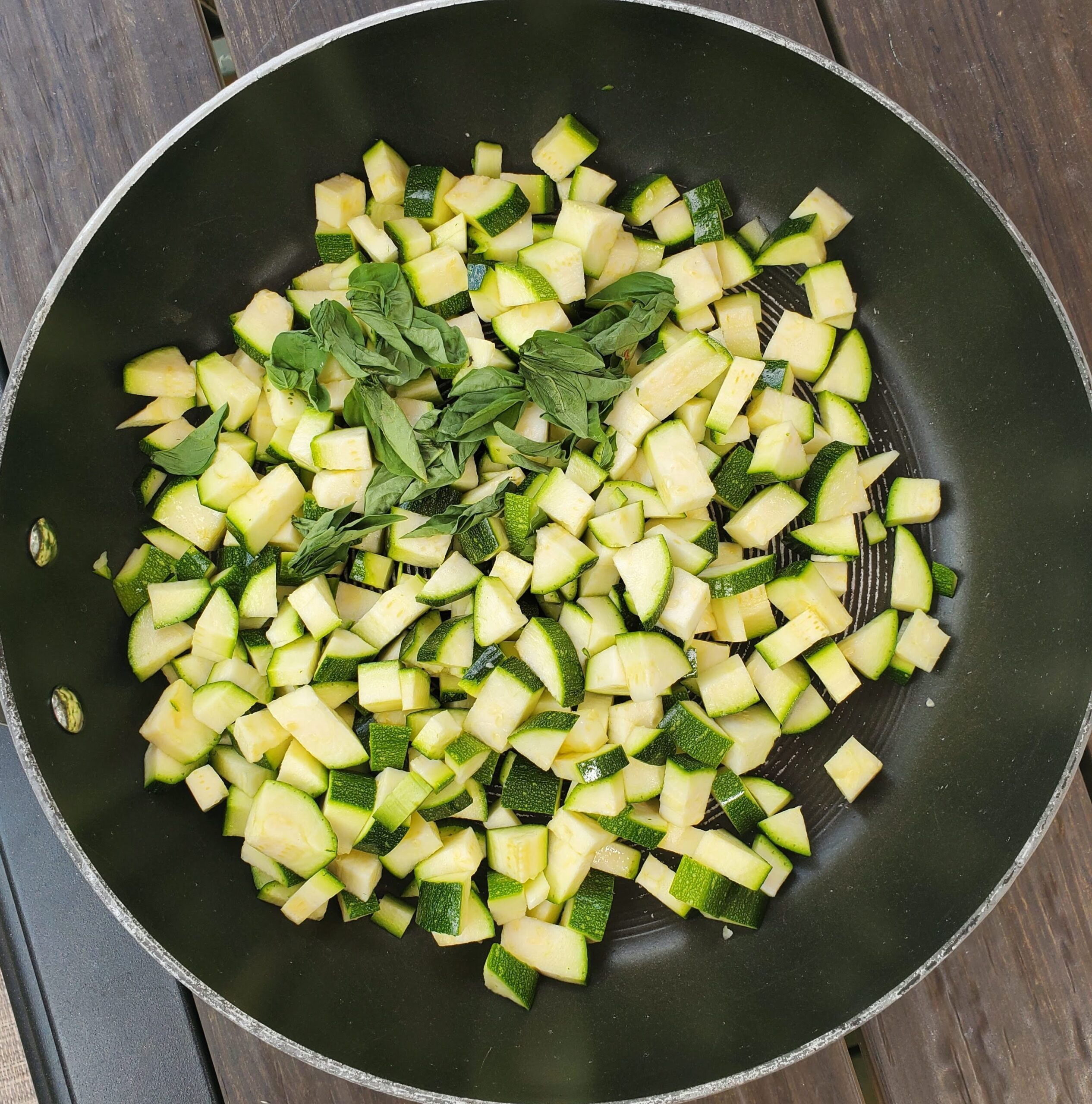 Zucchini Pasta: Quick, Cheesy, Fresh and Really Yummy