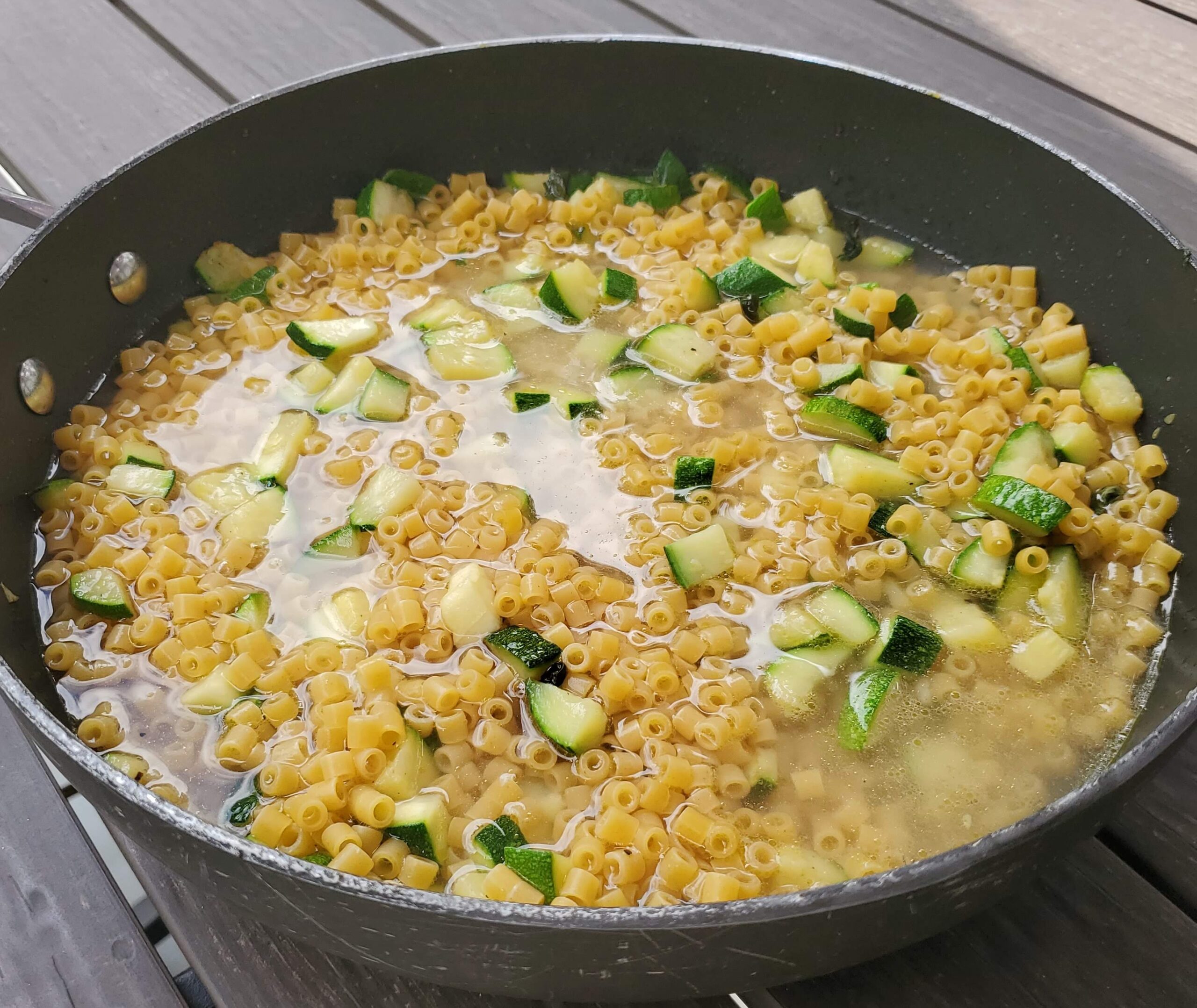 Zucchini Pasta: Quick, Cheesy, Fresh and Really Yummy